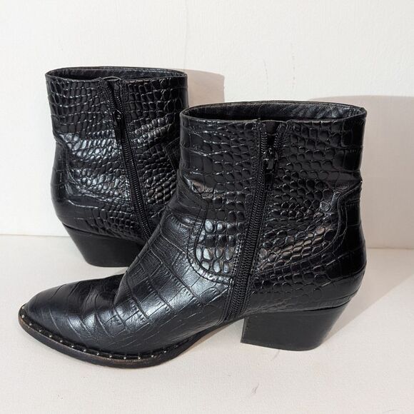 Something Navy Wesley Crocodile Embossed Leather Black Booties Boots Women's 6 - Picture 4 of 8